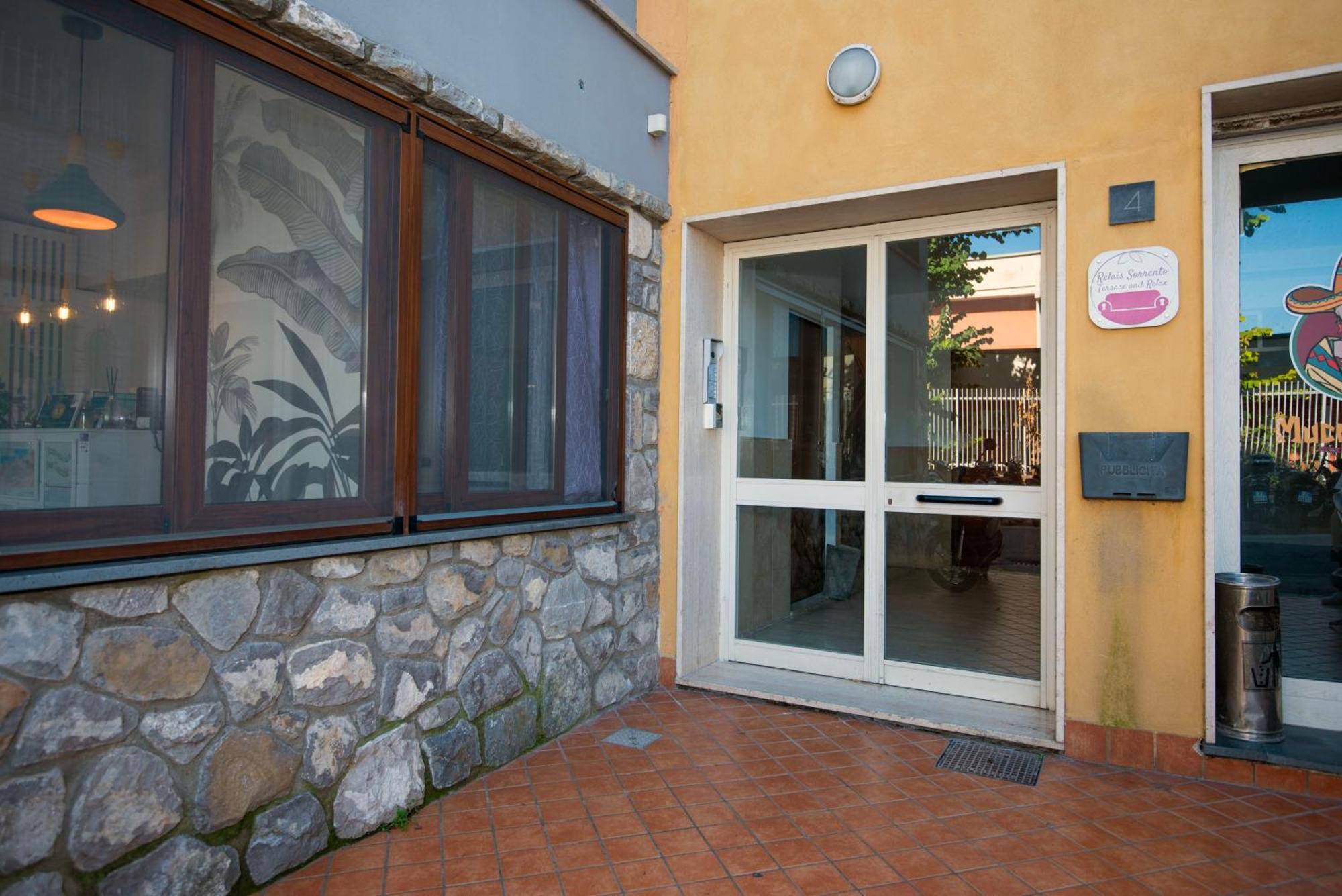 Relais Sorrento Terrace And Relax Bed & Breakfast ภายนอก รูปภาพ