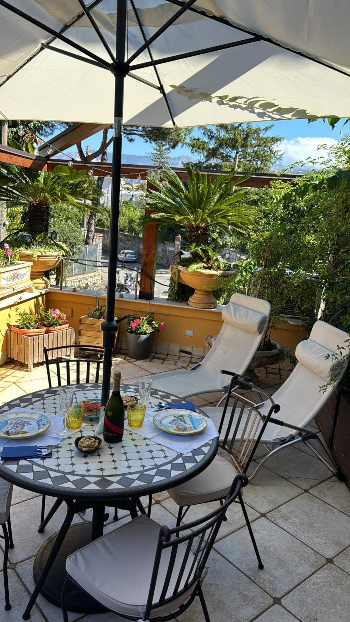 Relais Sorrento Terrace And Relax Bed & Breakfast ภายนอก รูปภาพ