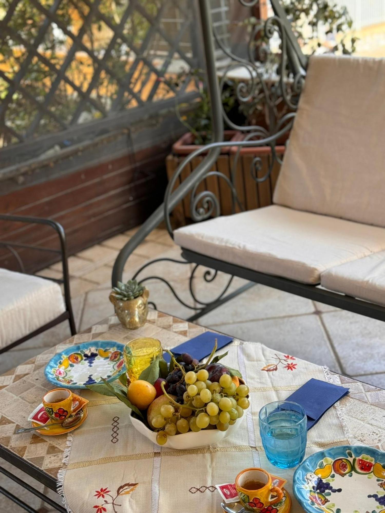 Relais Sorrento Terrace And Relax Bed & Breakfast ภายนอก รูปภาพ