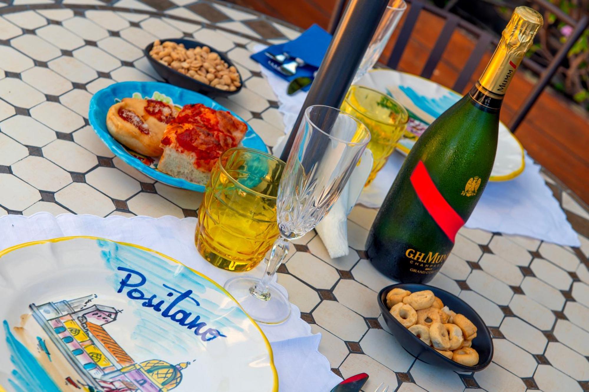 Relais Sorrento Terrace And Relax Bed & Breakfast ภายนอก รูปภาพ