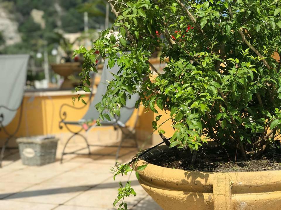 Relais Sorrento Terrace And Relax Bed & Breakfast ภายนอก รูปภาพ